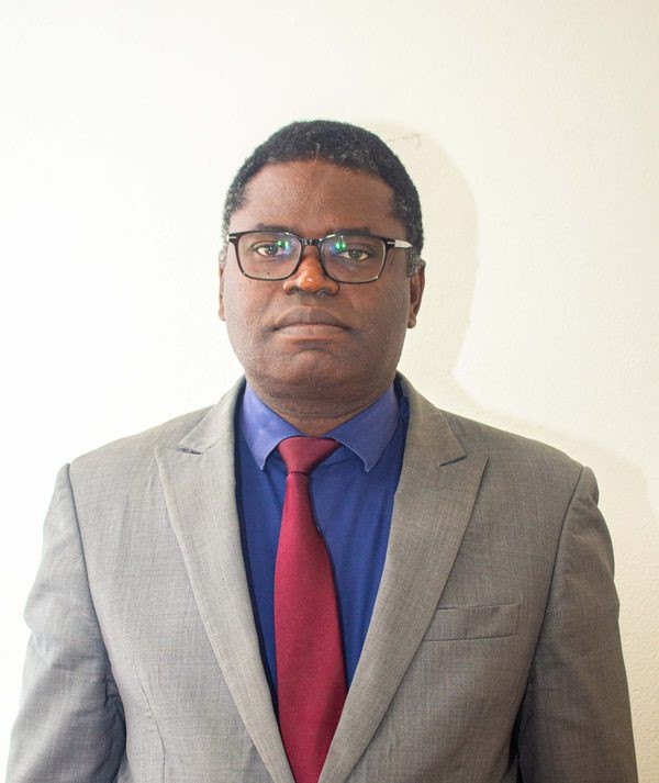 Director Adjunto